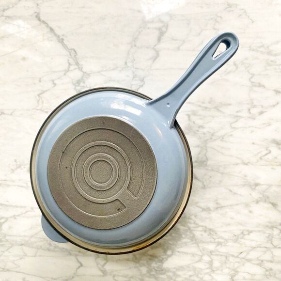 Le Creuset 2.5Qt Saucepan/Skillet Lid #22 Set Grayish Blue Multifunction 2-in-1 - Picture 4 of 9